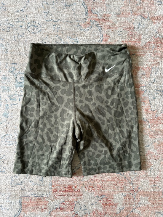 Nike Pants - Nike Women's Olive Camo Leopard-Print Bike Shorts
